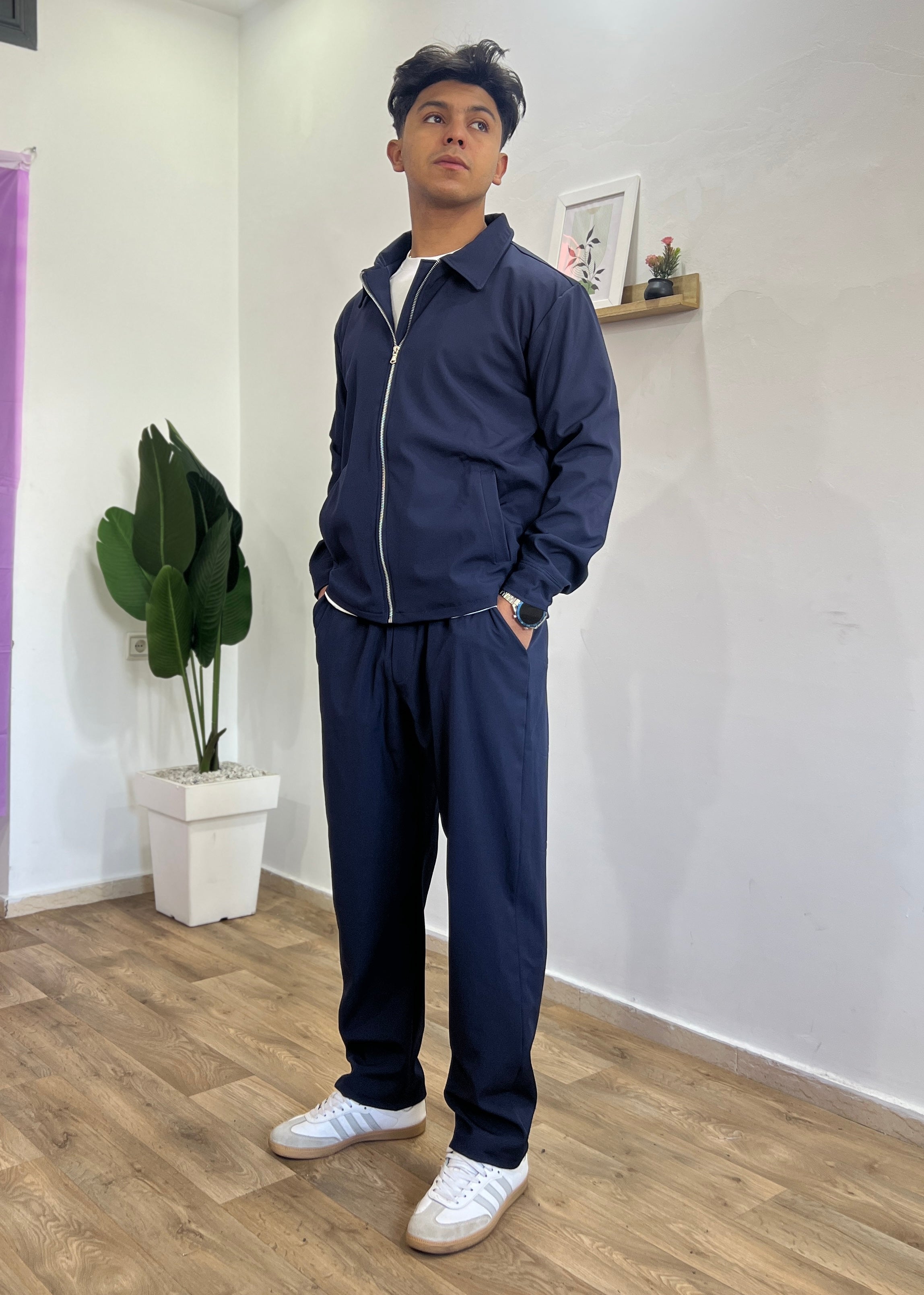 Velaro Essential Ensemble