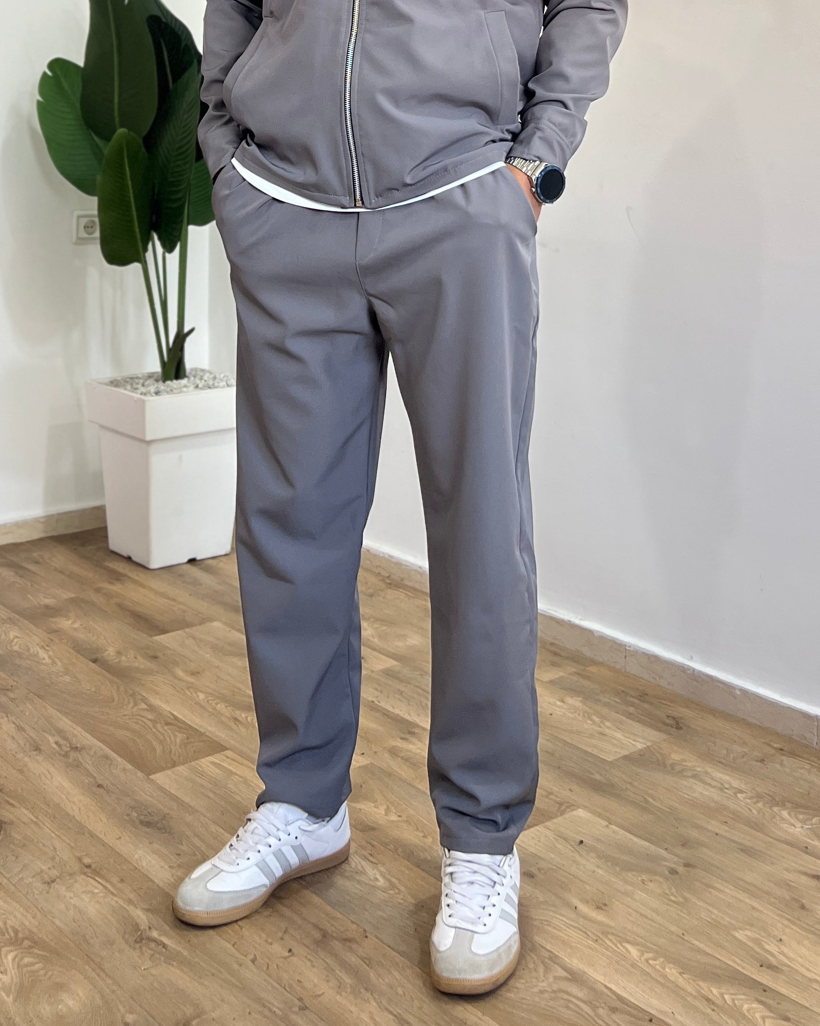 Velaro Essential Ensemble